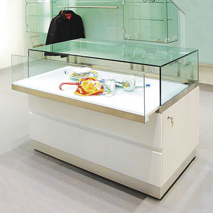vitrine contemporaine / en verre / en bois / basse