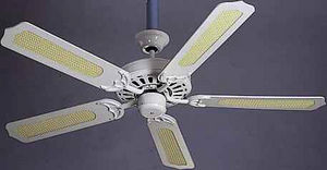 ventilateur au plafond