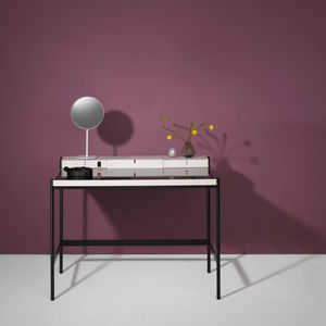 table contemporaine