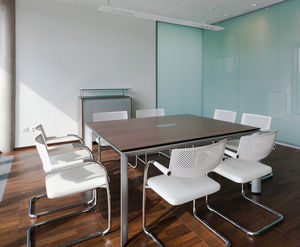 table de conférence contemporaine