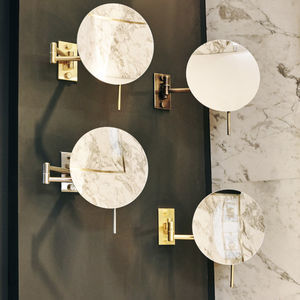 miroir de salle de bain mural