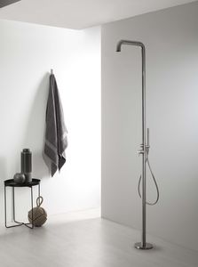 colonne de douche professionnelle
