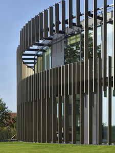 brise-soleil pour façade