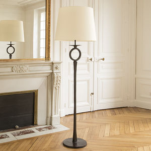 lampe sur pied