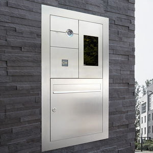 platine de rue gris