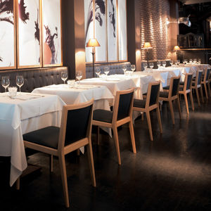 chaise de restaurant contemporaine