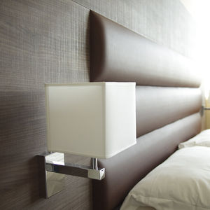 chambre d'hôtel contemporaine