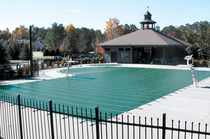 couverture de piscine manuelle