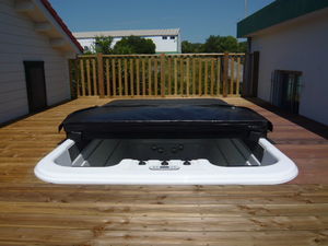 spa de nage encastrable