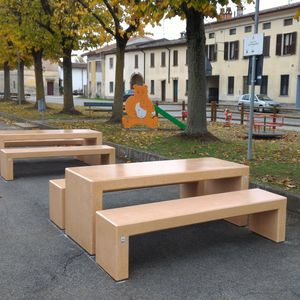 ensemble table et bancs contemporain