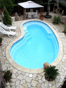 piscine coque 1