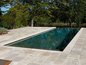 piscine à débordement