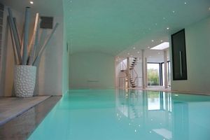 piscine d'intérieur 1