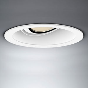 spot encastrable au plafond 1