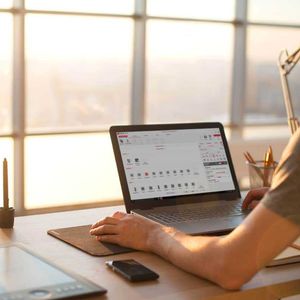 logiciel de gestion de contrôle d'accès et de sécurité / pour installation domotique / pour installation immotique / pour smartphone