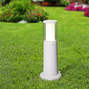 borne d'éclairage de jardin 1
