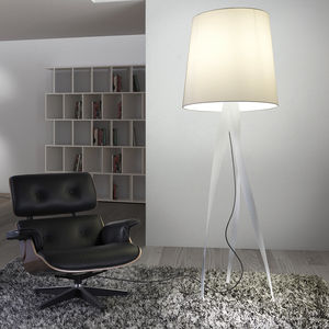lampe sur pied