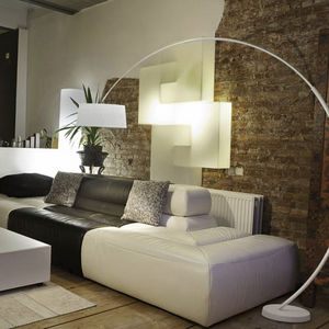 lampe sur pied