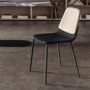 chaise contemporaine