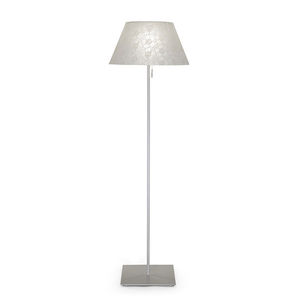 lampe sur pied