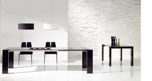 table contemporaine