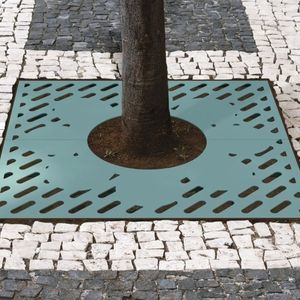 grille d'arbre carrée