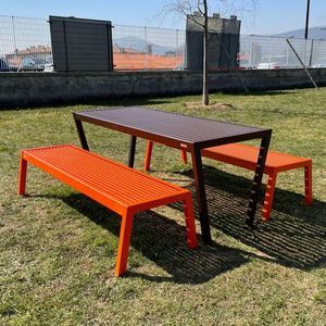 table contemporaine 1