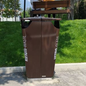 poubelle publique