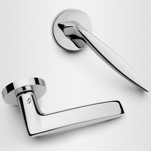 poignée pour porte 1
