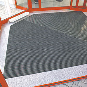 tapis d'entrée pour établissement public