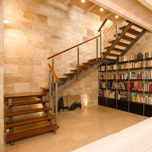 escalier demi-tournant