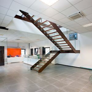 escalier demi-tournant