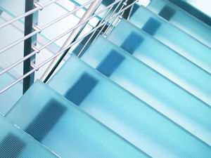 marche en verre