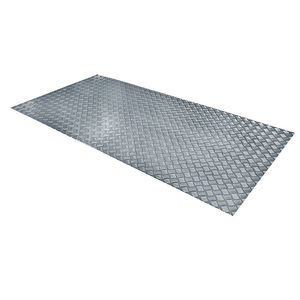 revêtement de sol en aluminium