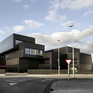 façade acier