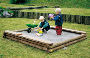 bac à sable pour aire de jeux