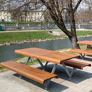 table de pique-nique contemporaine