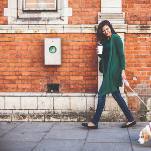 distributeur de sacs pour excréments canins mural