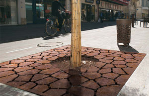 grille d'arbre carrée