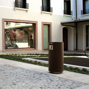 poubelle publique