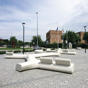 banc public contemporain