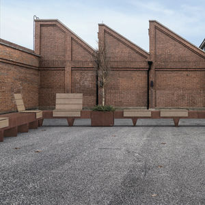 banc public contemporain