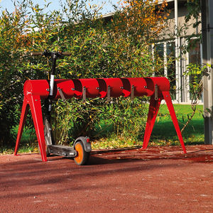 range-trottinette mural