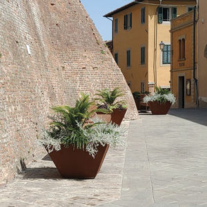jardinière en acier COR-TEN®