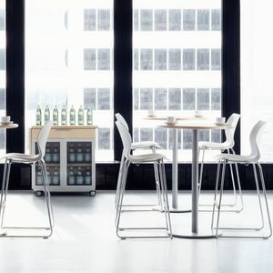 table mange-debout contemporaine