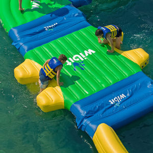 jeu gonflable pour piscine publique