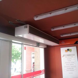 rideau d'air de plafond 1