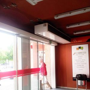 rideau d'air de plafond 1