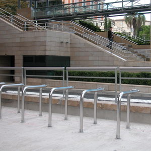 range-vélo au sol