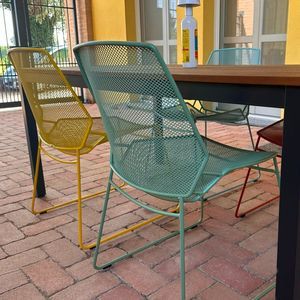 chaise de jardin contemporaine
